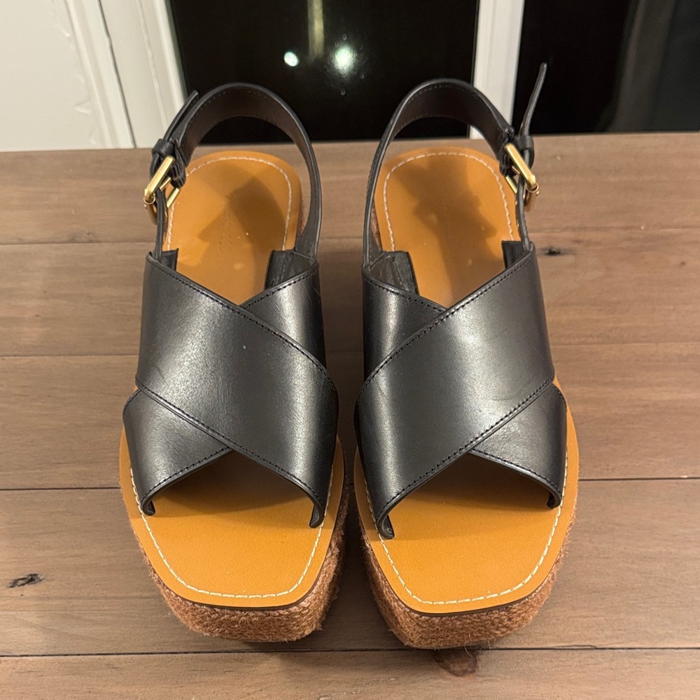 GUC - Madewell Black Leather Platform Sandals